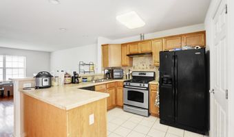 10 Oyster Bay Rd H, Absecon, NJ 08201