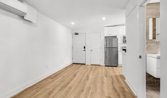 2046 E HUNTINGDON St 3F, Philadelphia, PA 19125