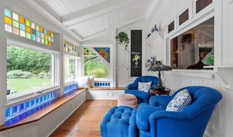 202 Paine St, Bellingham, MA 02019