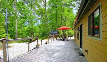 2052 Granny Squirrel Dr, Andrews, NC 28901