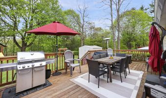 60 Willow St, Adams, MA 01220