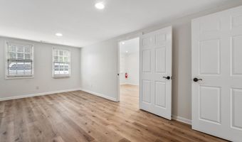 609 Carteret St 1, Beaufort, SC 29902