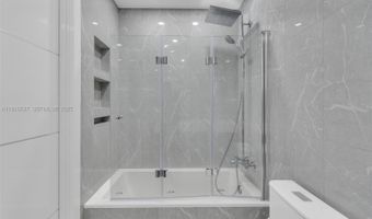 18011 Biscayne Blvd PH04, Aventura, FL 33160