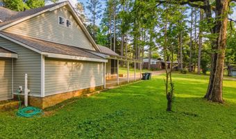 319 Rogers Ave, Bruce, MS 38915