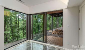 108 Truman Pl, Asheville, NC 28803