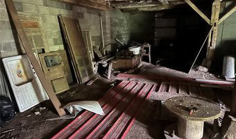 2320 18 Hwy, Adamsville, PA 16110