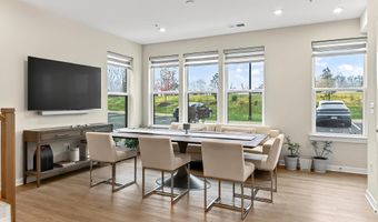 20328 NEWFOUNDLAND Sq, Ashburn, VA 20147