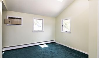 325 ALBANY Ave, Barrington, NJ 08007