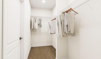 1121 FORTUNE Ter 205, Potomac, MD 20854