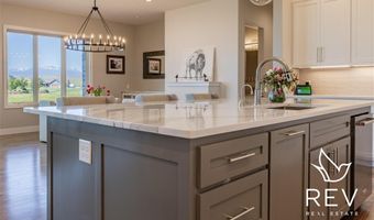 44 Sugar Bars Dr, Cody, WY 82414