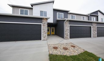 2425 E Caolinn Pl, Brandon, SD 57005