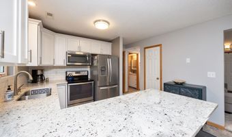 1121 NW Prairie Ridge Dr, Ankeny, IA 50023