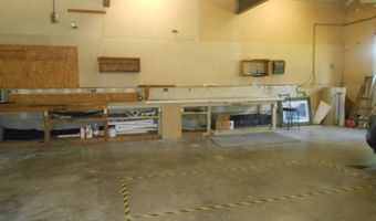 103 W Daniel St, Albany, MO 64402