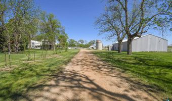47138 293rd St, Beresford, SD 57004