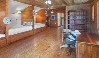 19 Laguna Negra Rd, Angel Fire, NM 87710