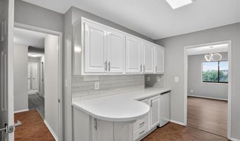 5902 MOUNT EAGLE Dr 805, Alexandria, VA 22303