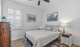 1065 SIGNET Dr, Apollo Beach, FL 33572