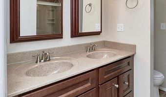 847 Wendevy Ct, Ballwin, MO 63011