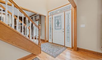 1214 Sandalwood Ct SW, Altoona, IA 50009