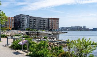 99 Sumner 514, Boston, MA 02128