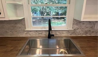 140 Northcrest Dr, Athens, GA 30601