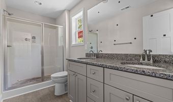 1010 W Saunders Ave, Aberdeen, NC 28315