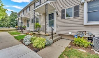 571 Burroughs Dr, Amherst, NY 14226