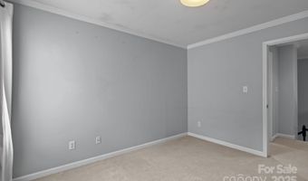 1904 Dearmon Dr, Charlotte, NC 28205