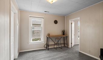 617 W 24TH St, Cheyenne, WY 82001