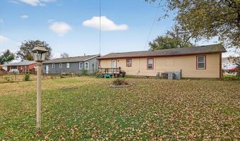 521 NE Elmhurst Ave, Bartlesville, OK 74006