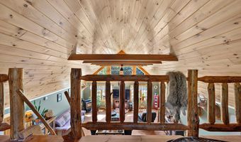 625 Mcgrath Pond Rd, Belgrade, ME 04917