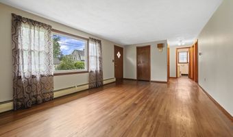 93 E Euclid St, Bloomfield, CT 06002