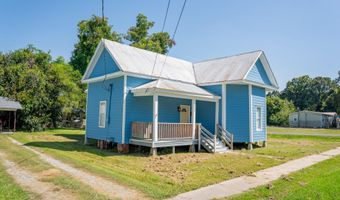311 S Guegnon St, Abbeville, LA 70510