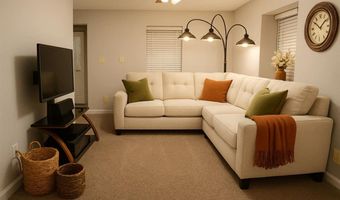 105 N Division St, Anamosa, IA 52205