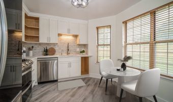 791 W Happfield Dr, Arlington Heights, IL 60004