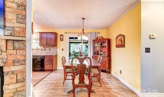 20 Jessica Ln, Barnardsville, NC 28709
