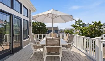 141 30th St, Avalon, NJ 08202