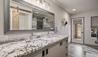 54431 Morrison Rd, Bandon, OR 97411