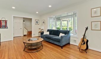 4605 VALERIE Ct, Annandale, VA 22003