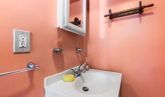 148 E Raritan Dr, Little Egg Harbor, NJ 08087