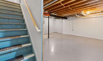 3034 Forest Creek Ct, Ann Arbor, MI 48108