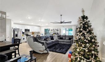 31 Morgan St, Auburndale, FL 33823