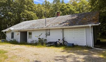 102 Augusta Rd, Belmont, ME 04952
