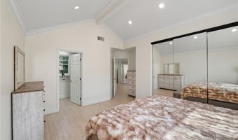 6070 E Smt, Anaheim, CA 92807