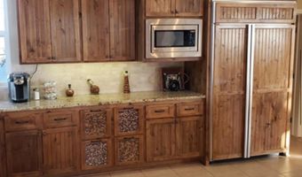 23475 Trappers Hollow Rd, Alpine, CA 91901