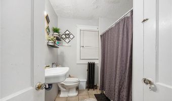 36 Blackamore Ave, Cranston, RI 02910