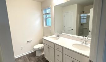 6039 Willutuck Dr, Boiling Springs, SC 29316