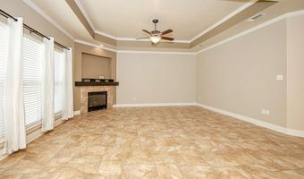 745 Champagne Dr, Biloxi, MS 39532