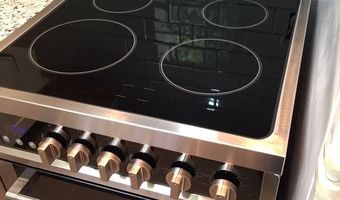 3520 W PL NW #103, Washington, DC 20007