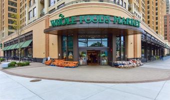 1101 S ARLINGTON RIDGE Rd 212, Arlington, VA 22202